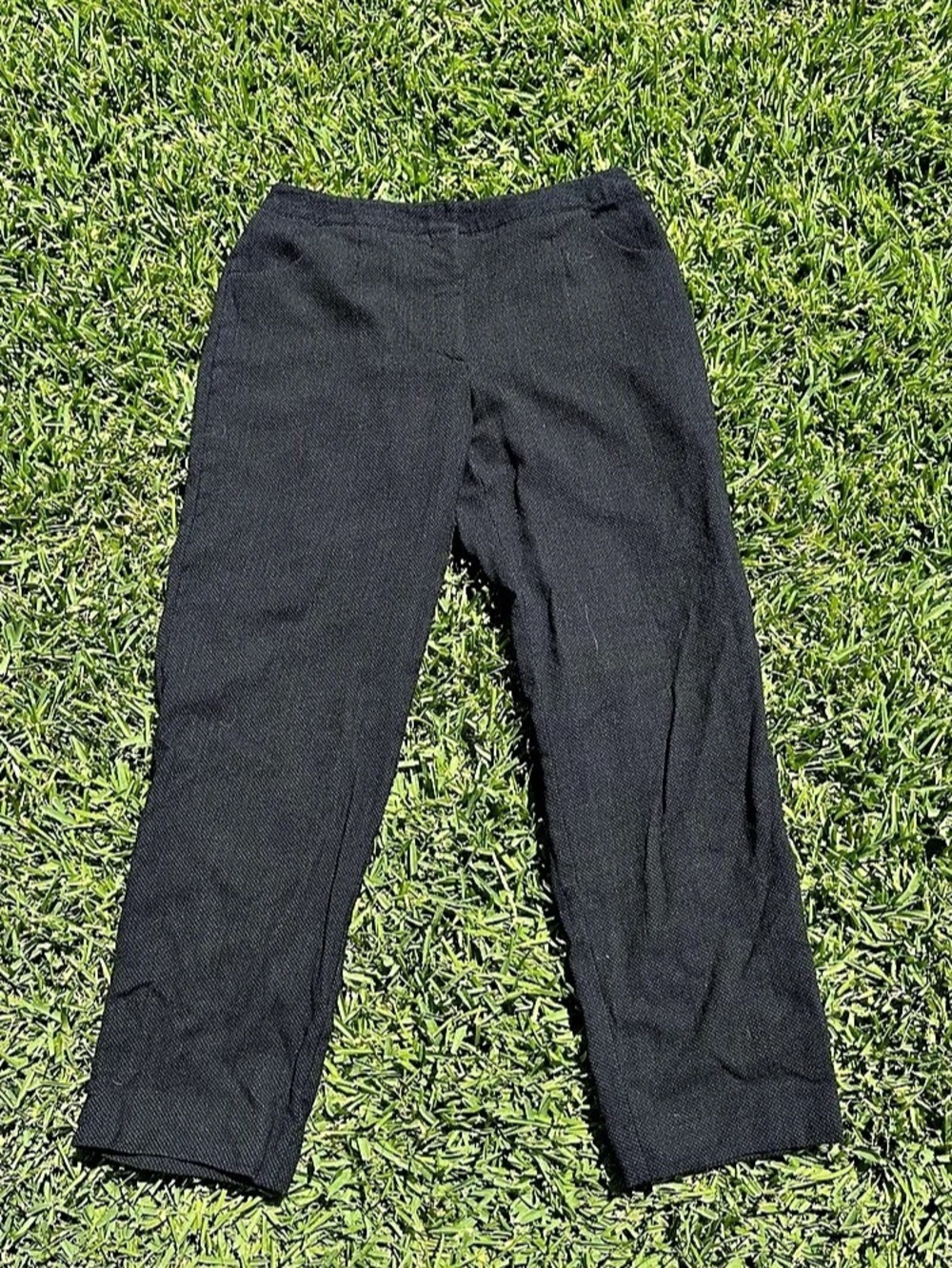 Designer Giorgio Armani Size 48 (Modern 12) Tweed Black and Grey Trousers